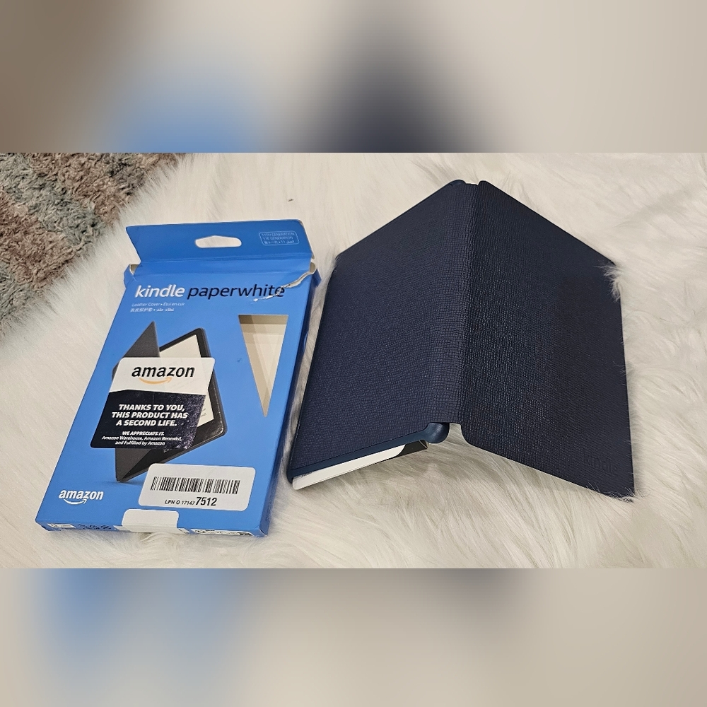 Kindle Basic Or Paperwhite Leather Cover for 11th Generation, Navy Blue & Black